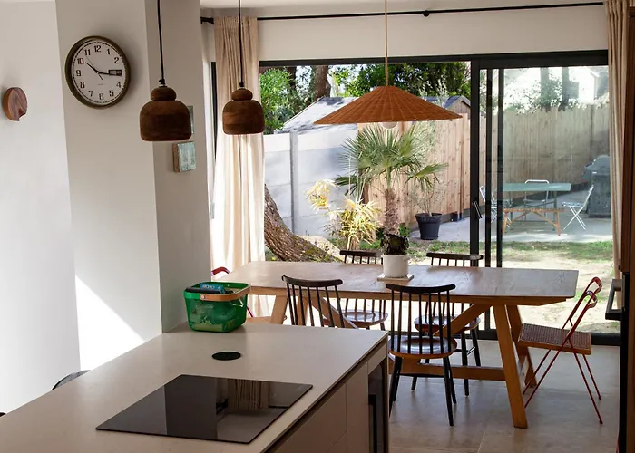 Avec Vue Mer, Accès à 2 Minutes à Pied