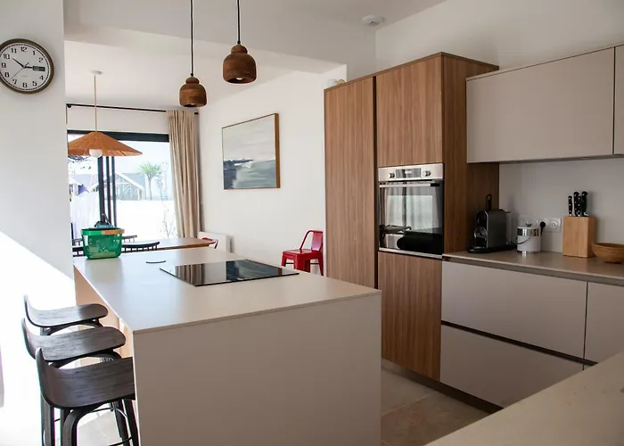 Avec Vue Mer, Acces A 2 Minutes A Pied Pornichet